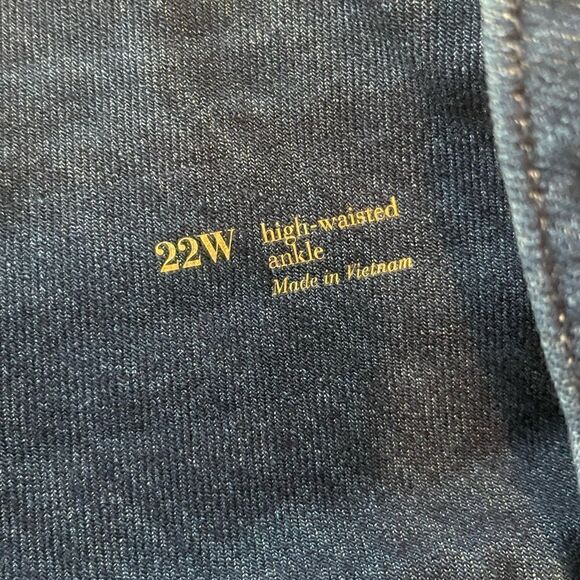 NWTs Ryegrass High Waisted Plus Size Jeans Size 22W - Picture 6 of 9